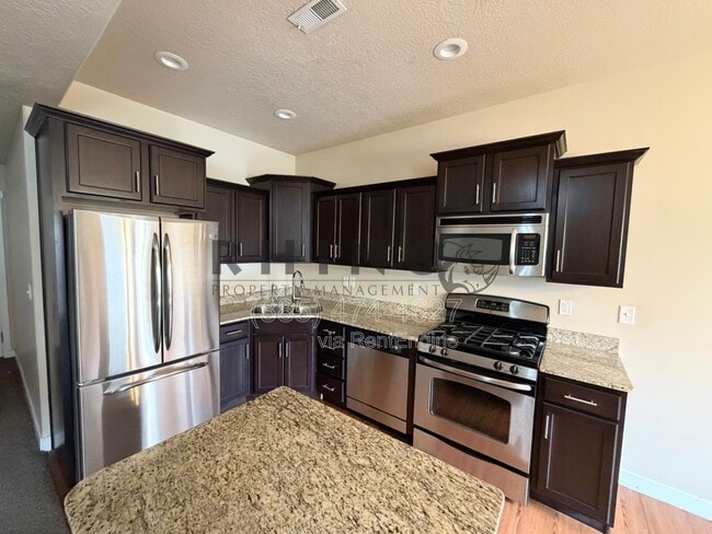 Building Photo - 3673 Lilac Heights Dr