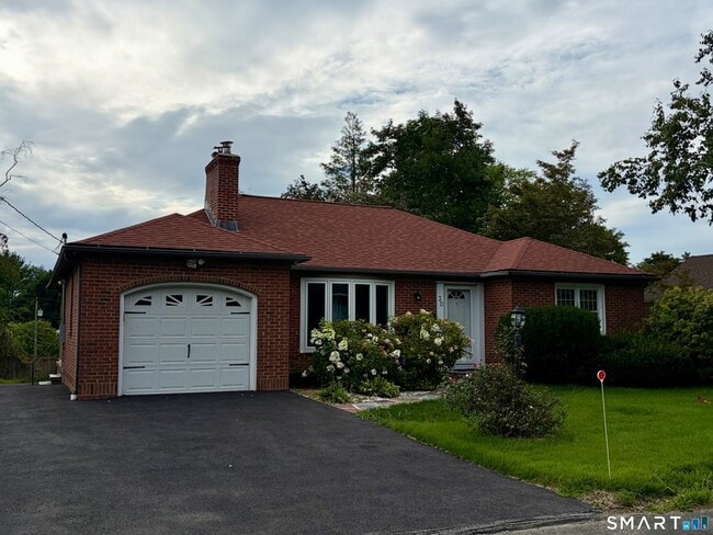 Photo - 30 Apter Dr