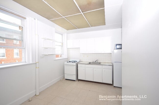 Photo - 26 Chiswick Rd Unit 4