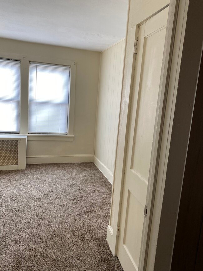 Photo - 63 E Railroad Ave Unidad 2