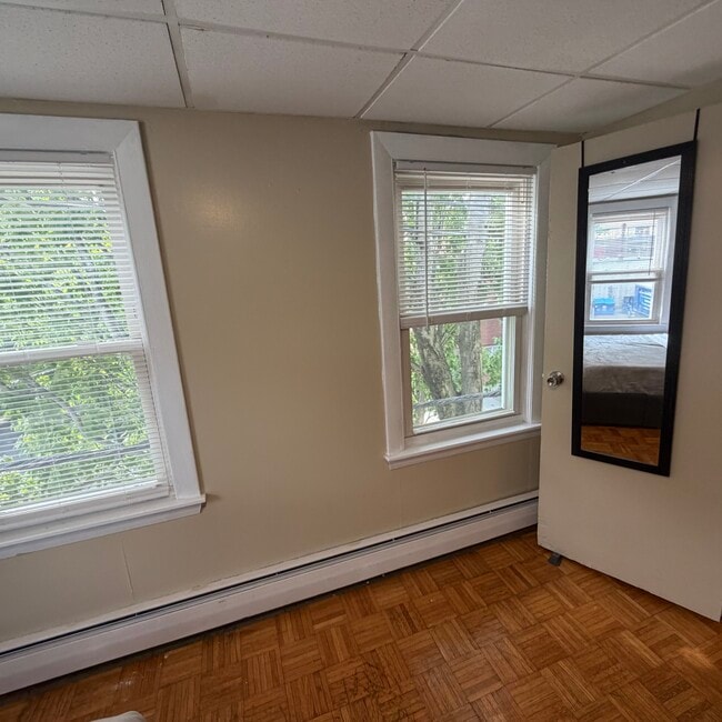 166 5th St Unit 3