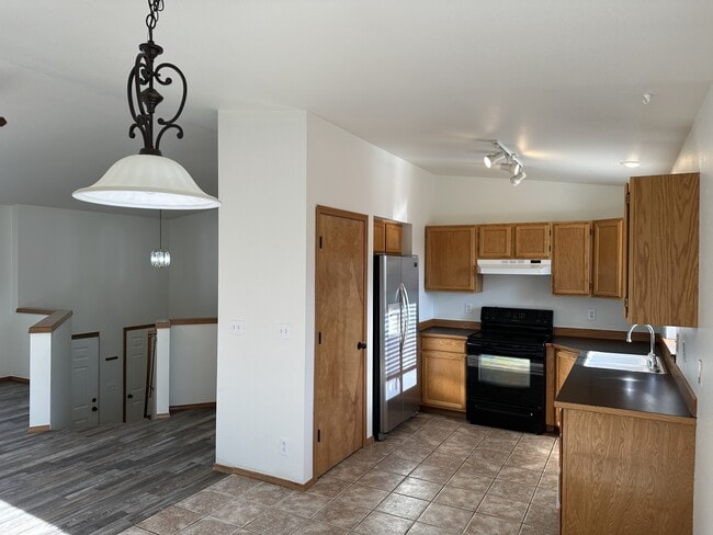 Photo - 2565 N Stagecoach Dr