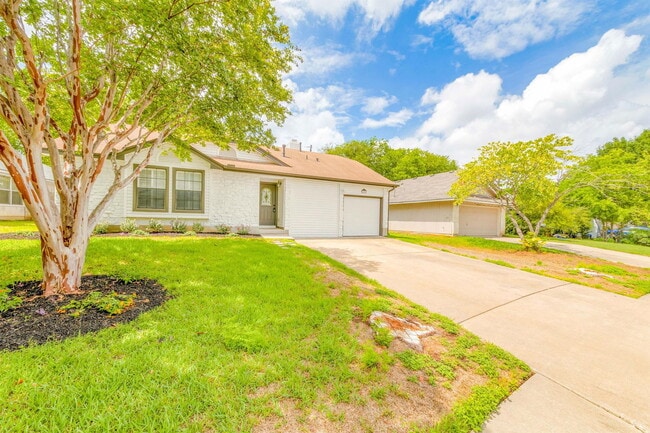 Photo - 2014 Balsam Way