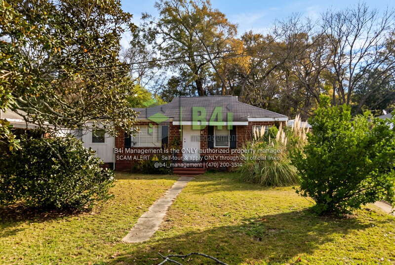 Photo - 904 Harbison Dr