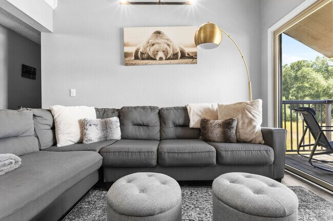 Photo - 2875 Village Dr Unit SI ID1564271P