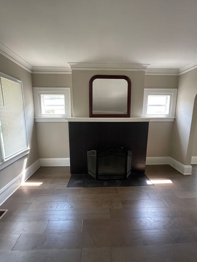 Photo - Immediate Move In or Nov 1st Beautiful 3 B...