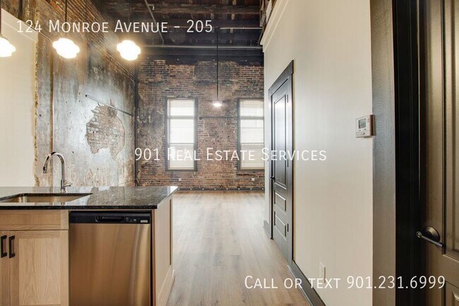 Photo - 124 Monroe Ave Unit 205