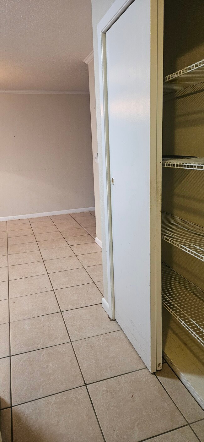 Photo - 31259 Fernway St