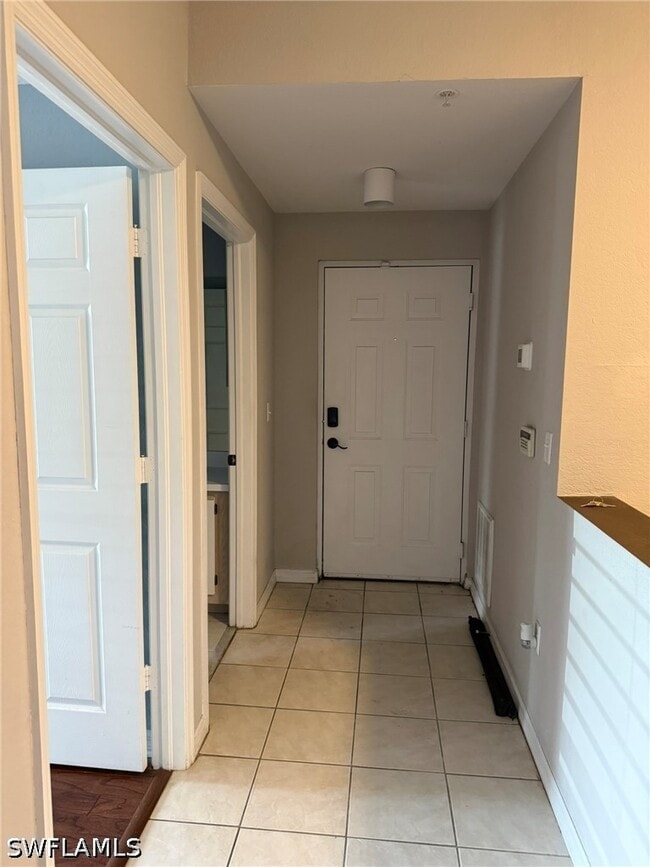 Building Photo - 6490 Aragon Way Unit 106