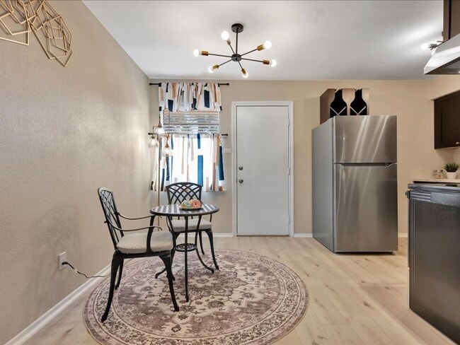 Redland Ridge Apartments