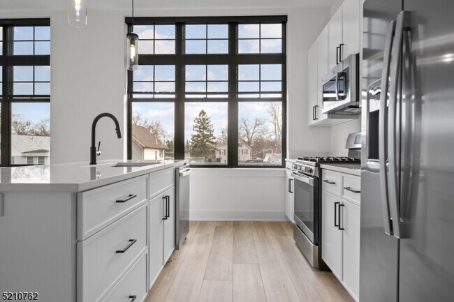 Photo - 1 Union Ave Unidad 201