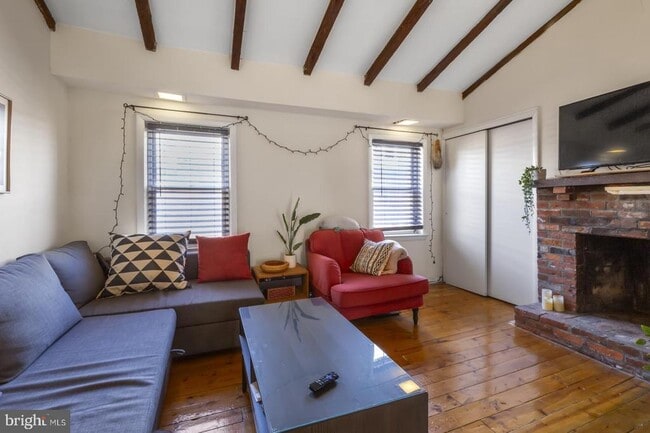 Photo - 1120 Rodman St Unit 3