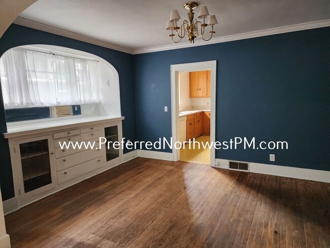 Photo - 788 W 11th Ave