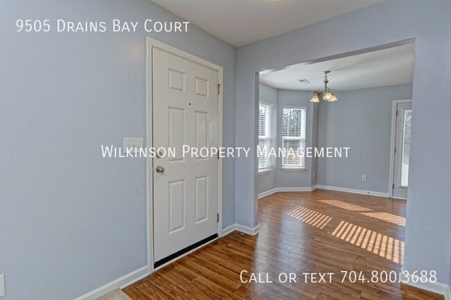 Photo - 9505 Drains Bay Ct