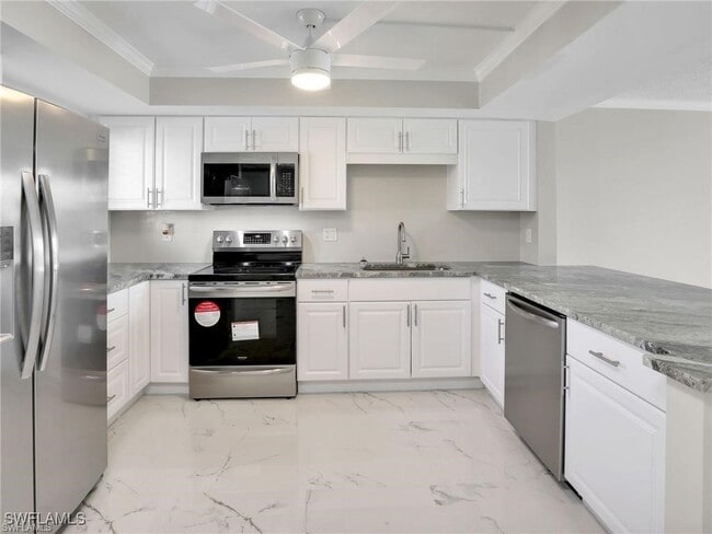 Building Photo - 4280 SE 20th Pl Unit 207 Rental