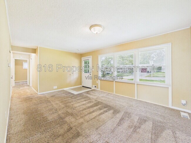 Photo - 7702 E 112th Terrace