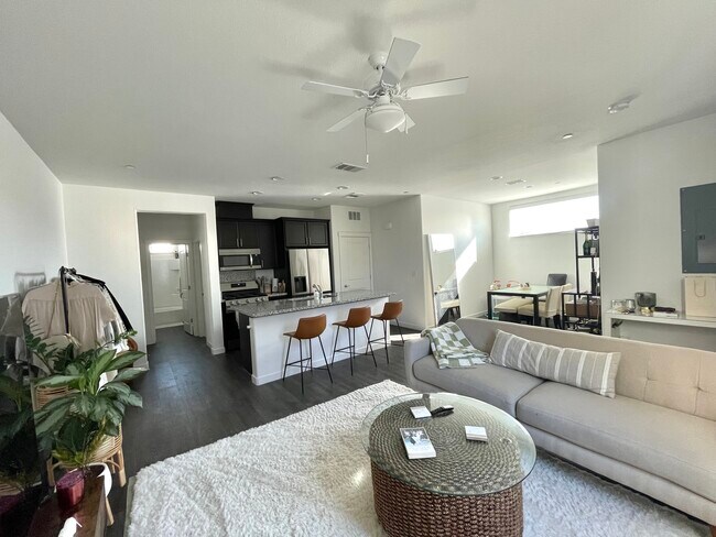 Photo - 122 Foothill Blvd House Unit Heritage  A