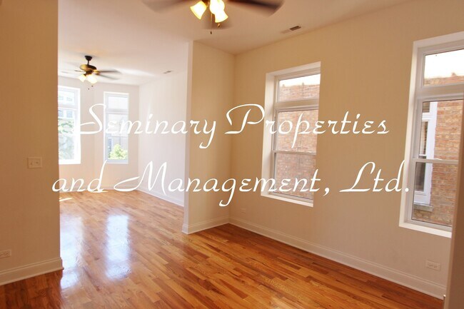 Photo - 4502-04 N Paulina