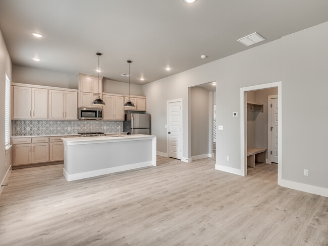 Photo - 11329 N Blackwelder Ave