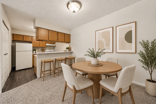 Fox Grove Apartments