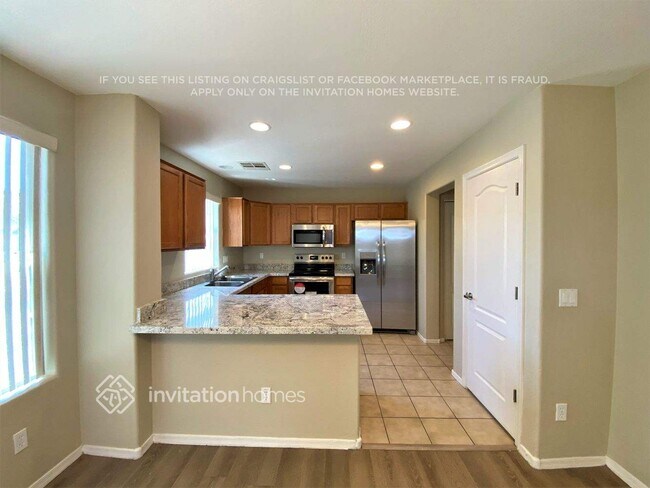 Photo - 3059 E Harrison St