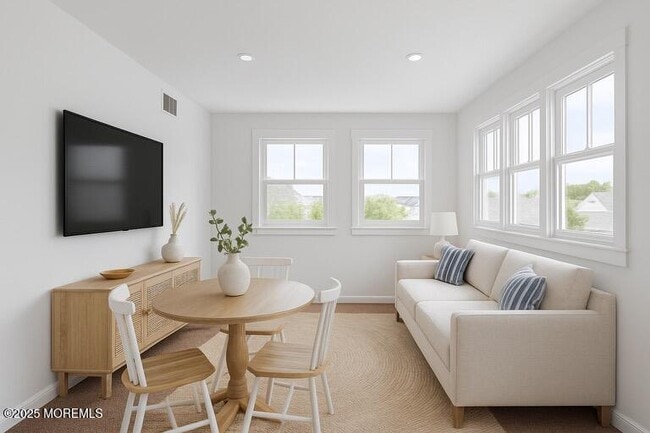 Building Photo - 1632 Farragut Ave