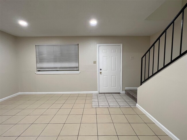 Photo - 2130 Greenbriar Colony Dr Unit 2130