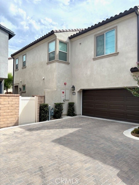 Building Photo - 16173 Paddock Ave Rental