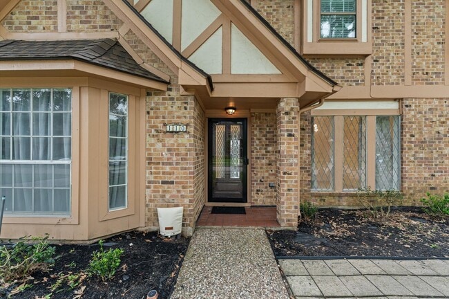 Photo - 110 Shadow Wood Dr