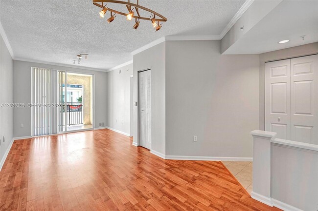 Building Photo - 17150 N Bay Rd Unit 2802