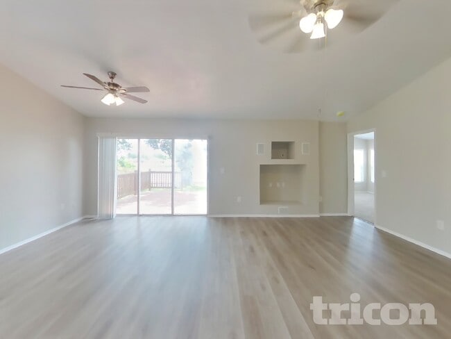 1216 Cressford Pl