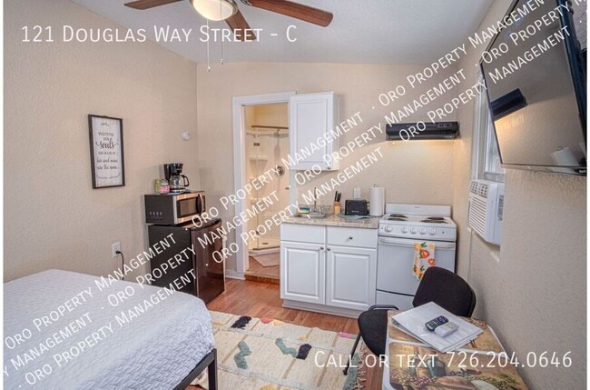 Photo - 121 Douglas Way St Unit C