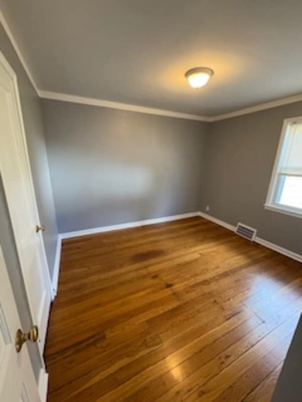 Photo - 18779 Roscommon St