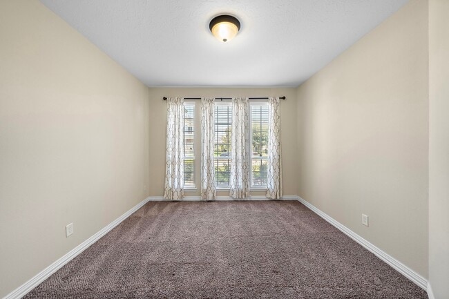 Photo - 17911 Obelisk Bay Dr