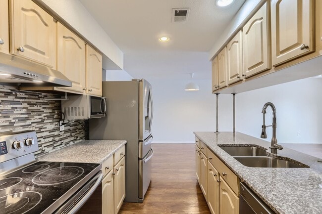 Photo - Charming 2-Bed, 1.5-Bath Home in Denver | Updated & Move-In Ready Unidad D1-307