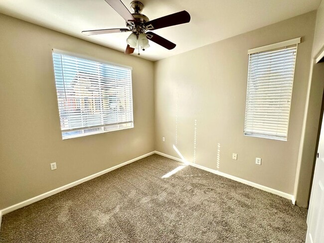 Photo - 1920 E Bell Rd