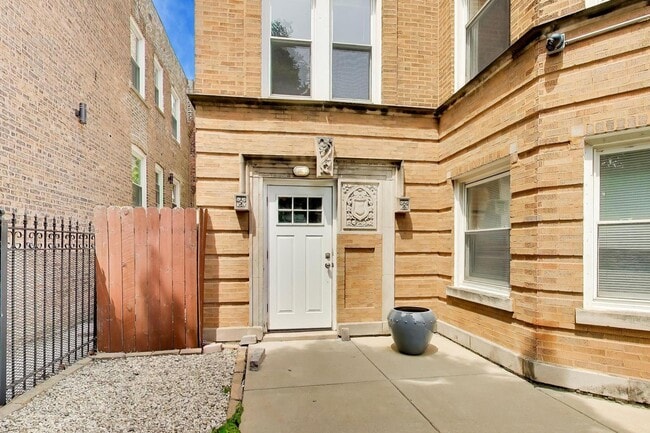 Photo - 3336 W Evergreen Ave Unit 1
