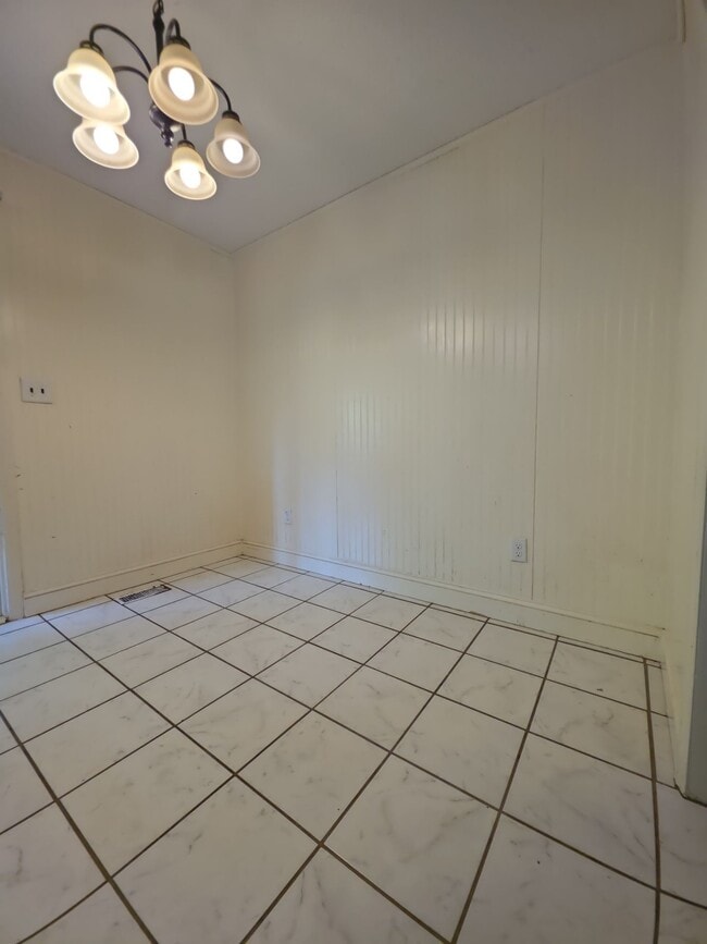 Photo - 3910 Grunden Dr SW