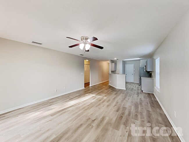 Photo - 137 Brays Island Ln