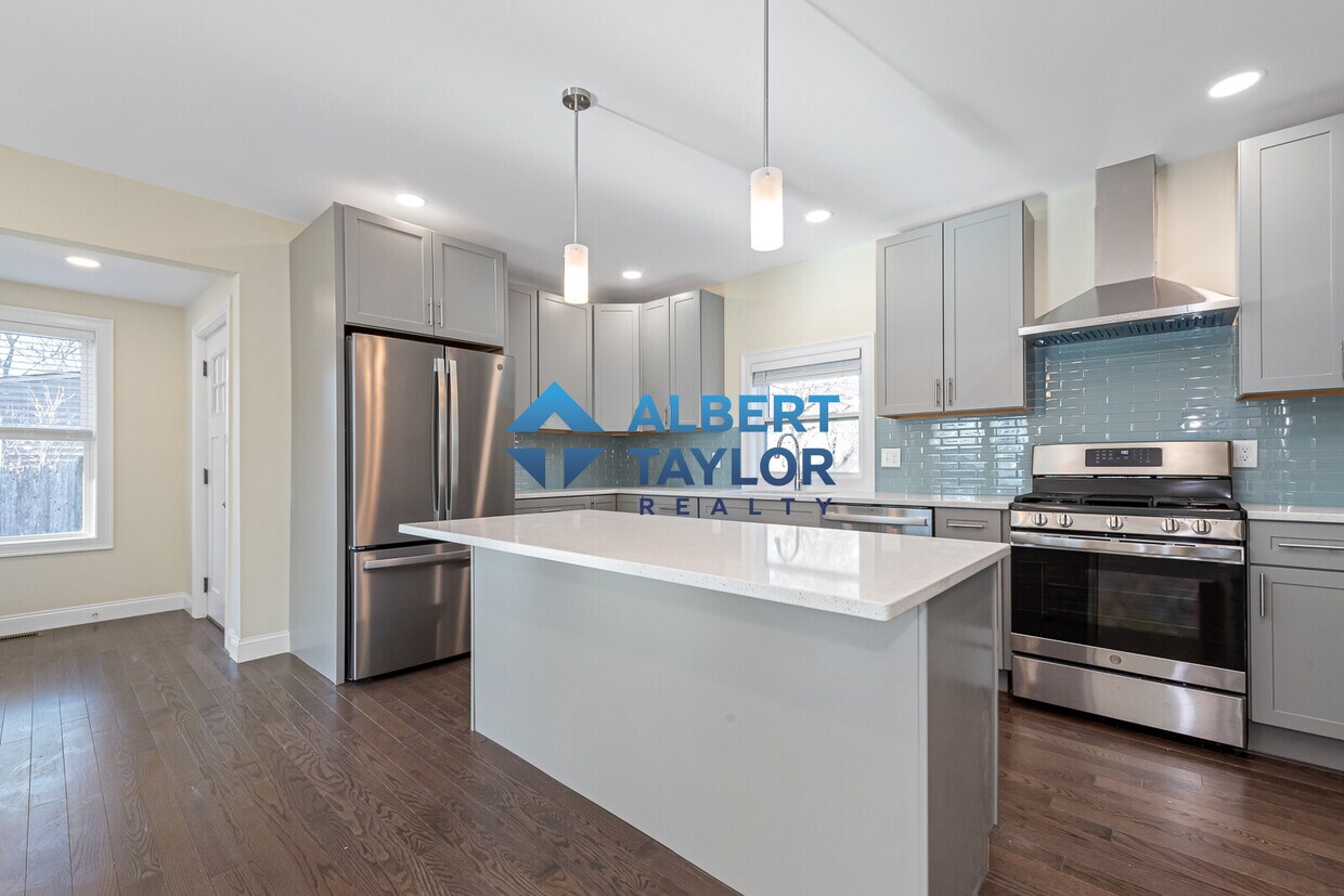 Photo - 232 Fulton St (Medford, MA)