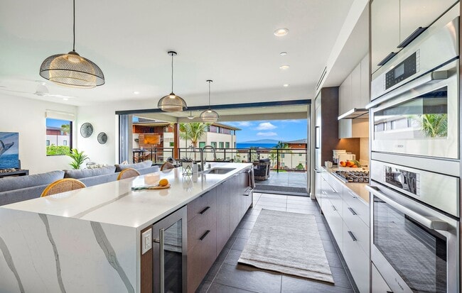 Photo - **Modern Wailea Living**