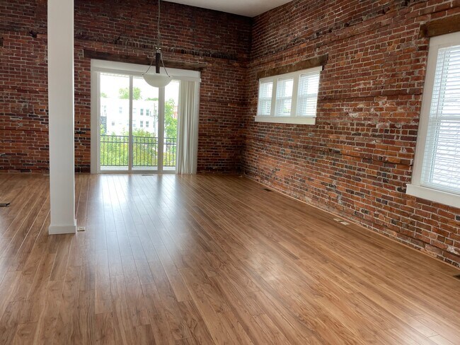 Photo - 1025 Redgate Ave Unit 3
