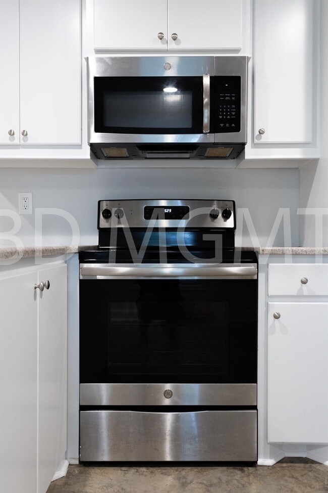 Photo - 111 Florence Ave