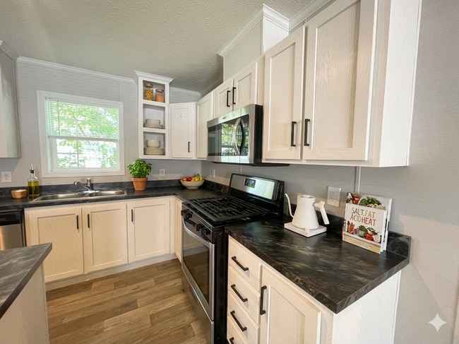 Photo - 134 Ashley Cir