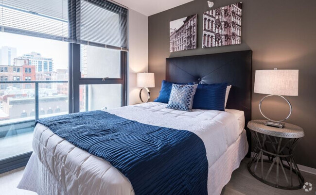 Building Photo - 165 W Superior St Unit ID1226312P Rental