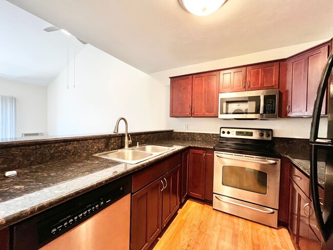 2B 2BA Condo w/ AC and Community Pool! - 2B 2BA Condo w/ AC and Community Pool! Unidad 310