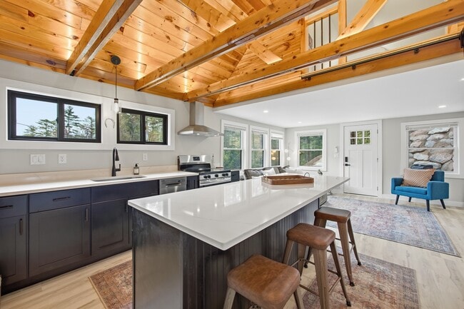 Photo - 25 Ambrose Avenue