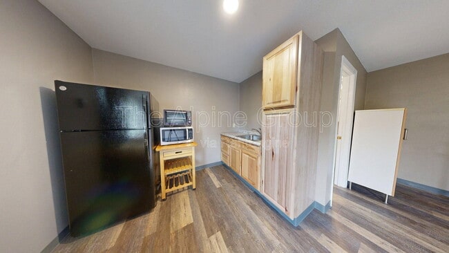 Photo - 12805 SW Washington St Unit B