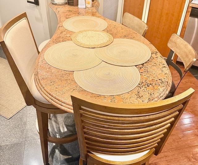 Photo - 425 N Church St Unidad D