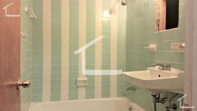 Photo - Spacious 6-Bedroom Single-Family in Bright...